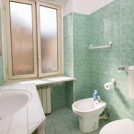 Grotta Del Sapere 3* Turin